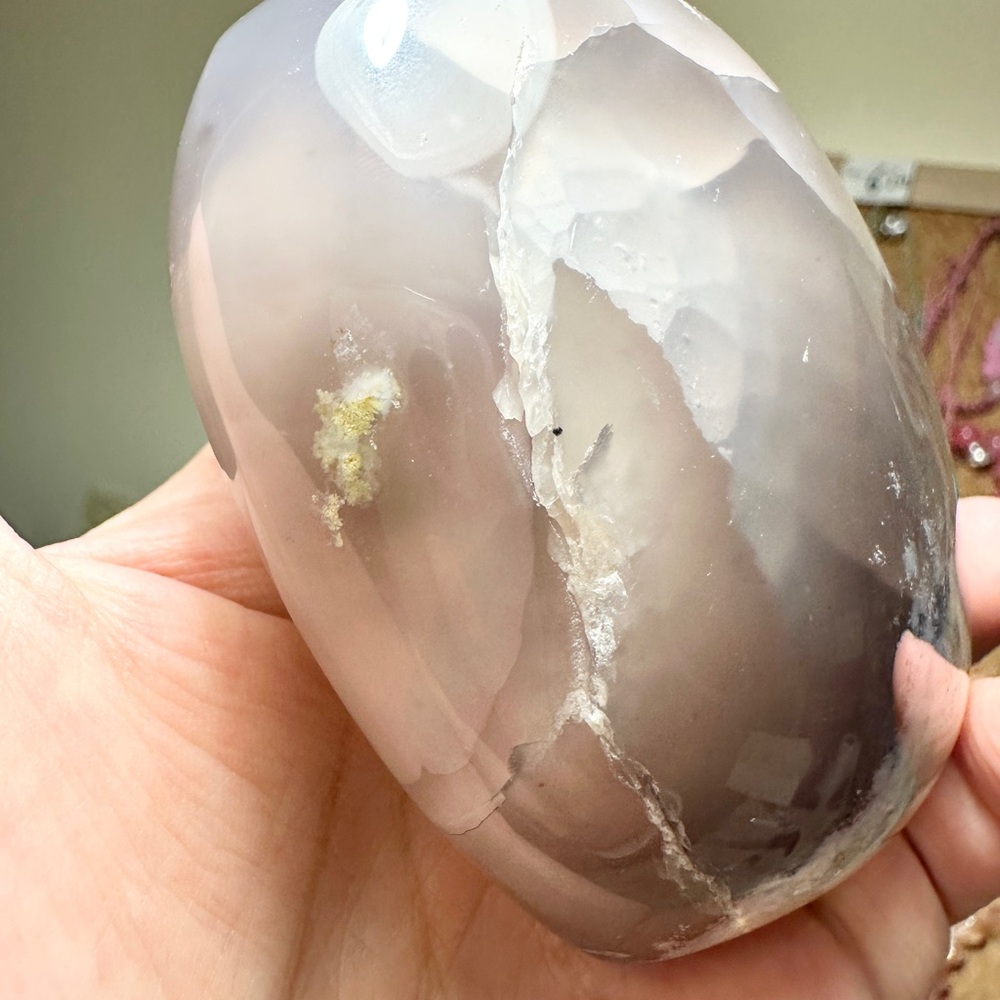 Heart-Shaped Geode Crystal Bowl Decor 3.5×3×1.5 inches - Picture 7 of 7